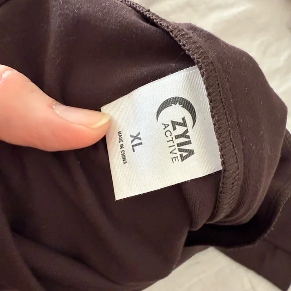 ZYIA Confluence Jogger Pants - Picture 2 of 6